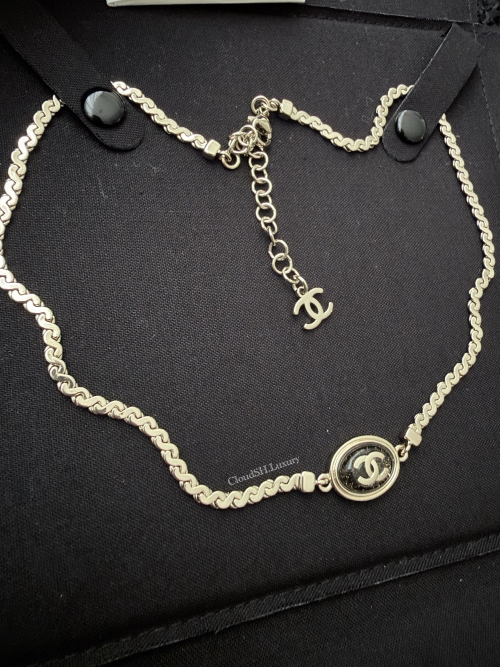 Auth BN Chanel Resin CC Logo Choker Necklace - Light Gold Hdw